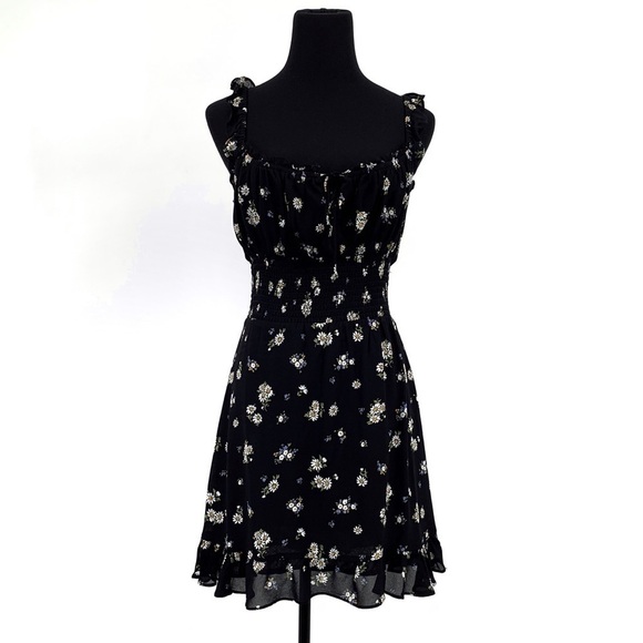 Reformation Silvia floral-print mini black floral ruffle smock fitted sun dress - Picture 2 of 16